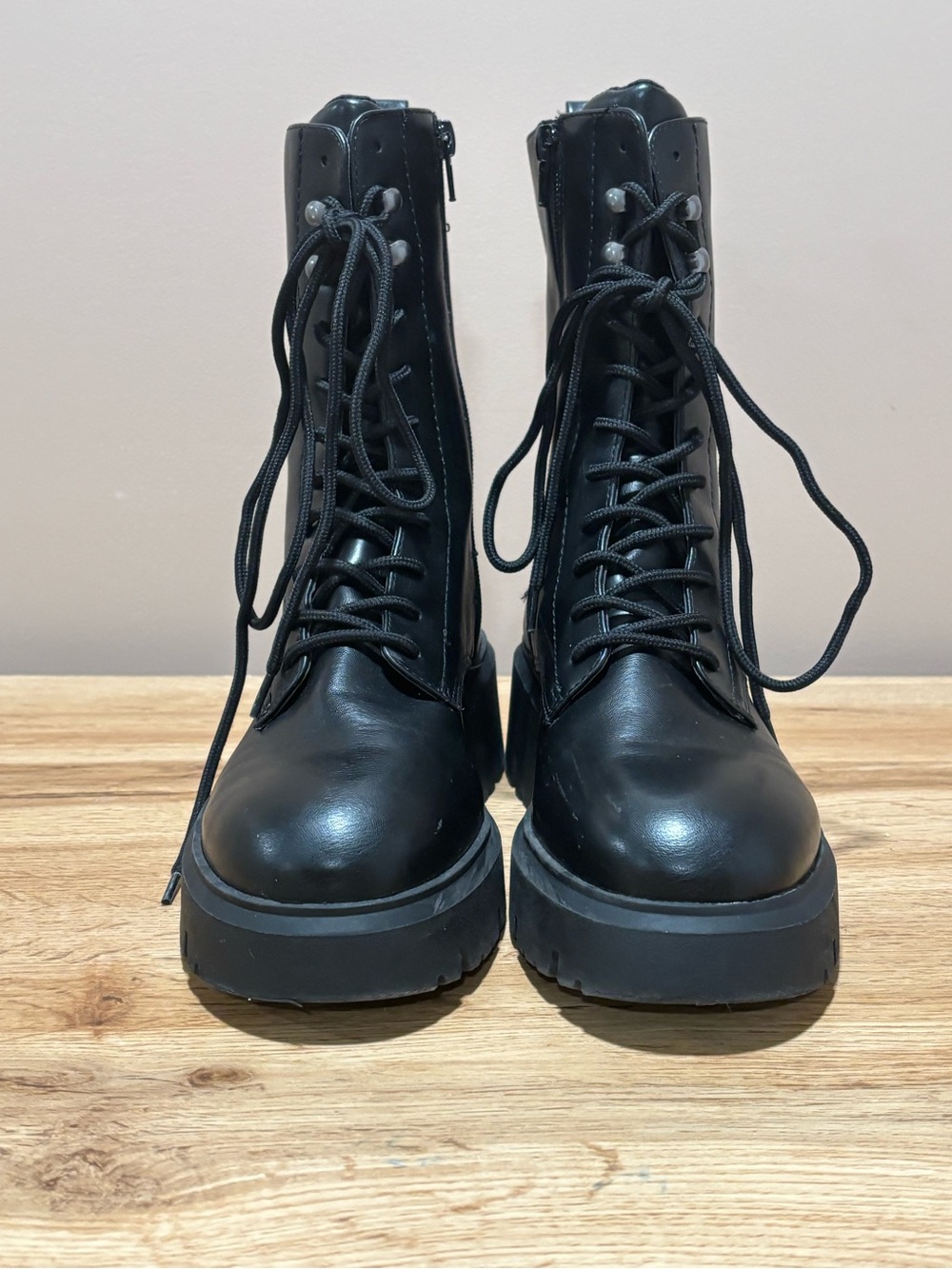 MADDEN GIRL MAISY COMBAT BOOT SIZE 7.6